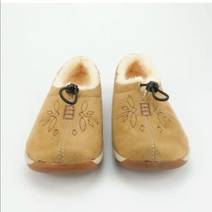 propet clara slippers